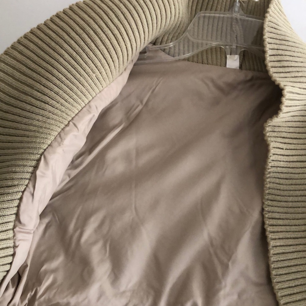 Jacket - Picture 4 of 5